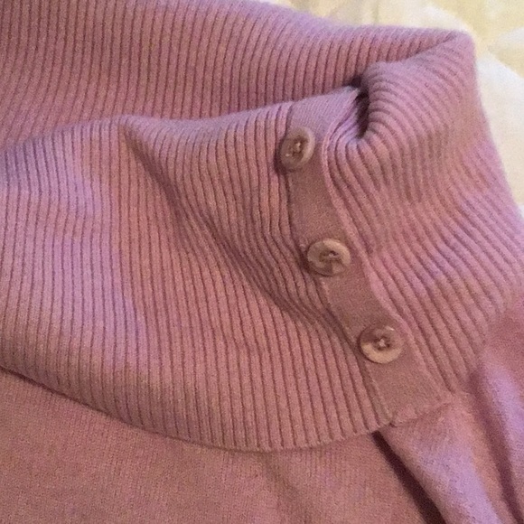 Sweater - Picture 3 of 4